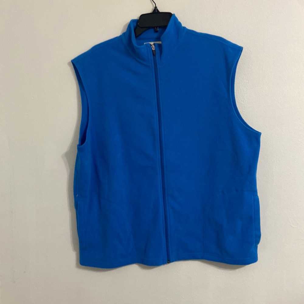 vest